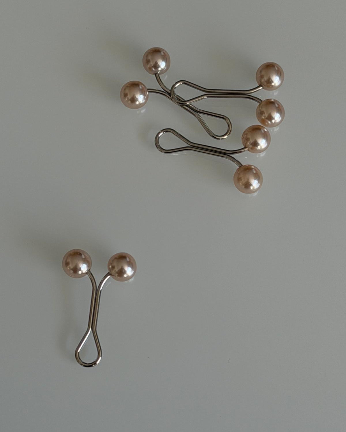 NFH Essentials – Pearl Hijab Pins (Set of 5)